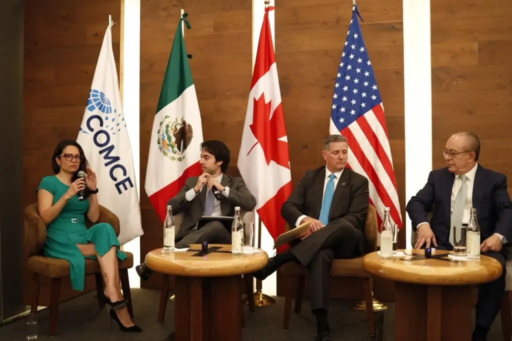 Panel de alto nivel "Perspectivas Comerciales" organizado por el COMCE Oficial (Consejo Empresarial Mexicano de Comercio Exterior Inversión y Tecnología)
